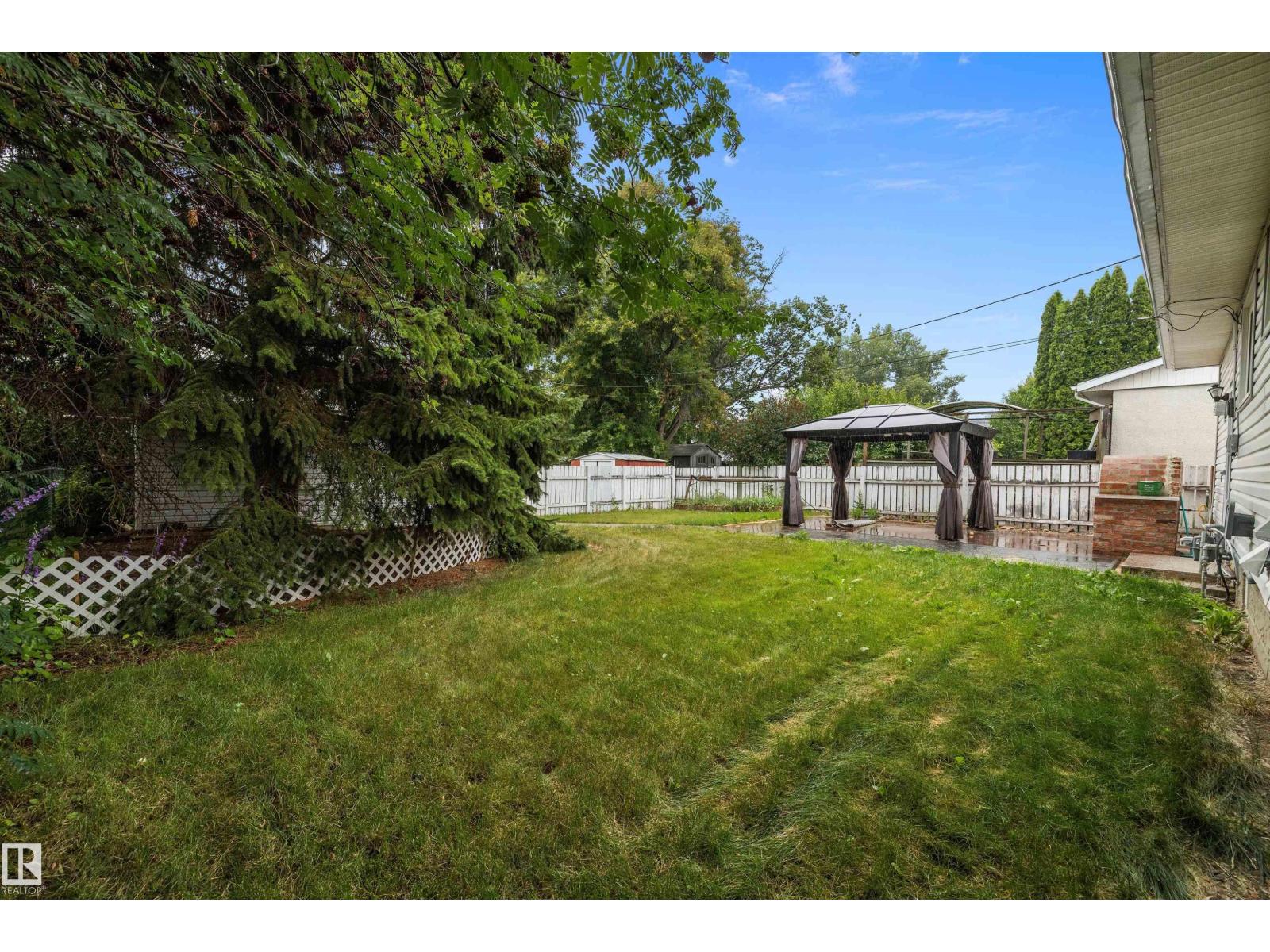 Photo 37 of 8928 147 St Nw, Edmonton AB