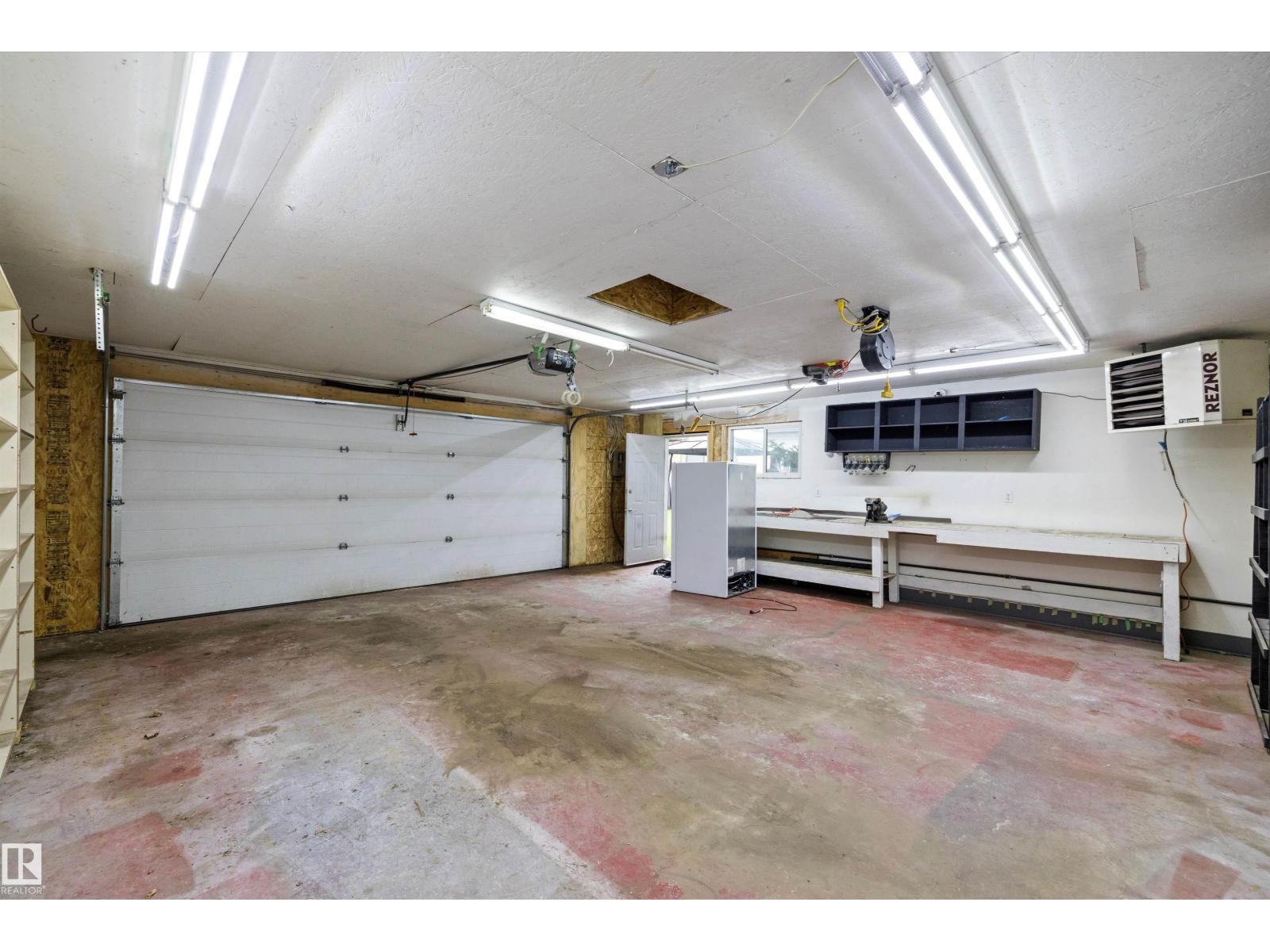 Photo 41 of 8928 147 St Nw, Edmonton AB