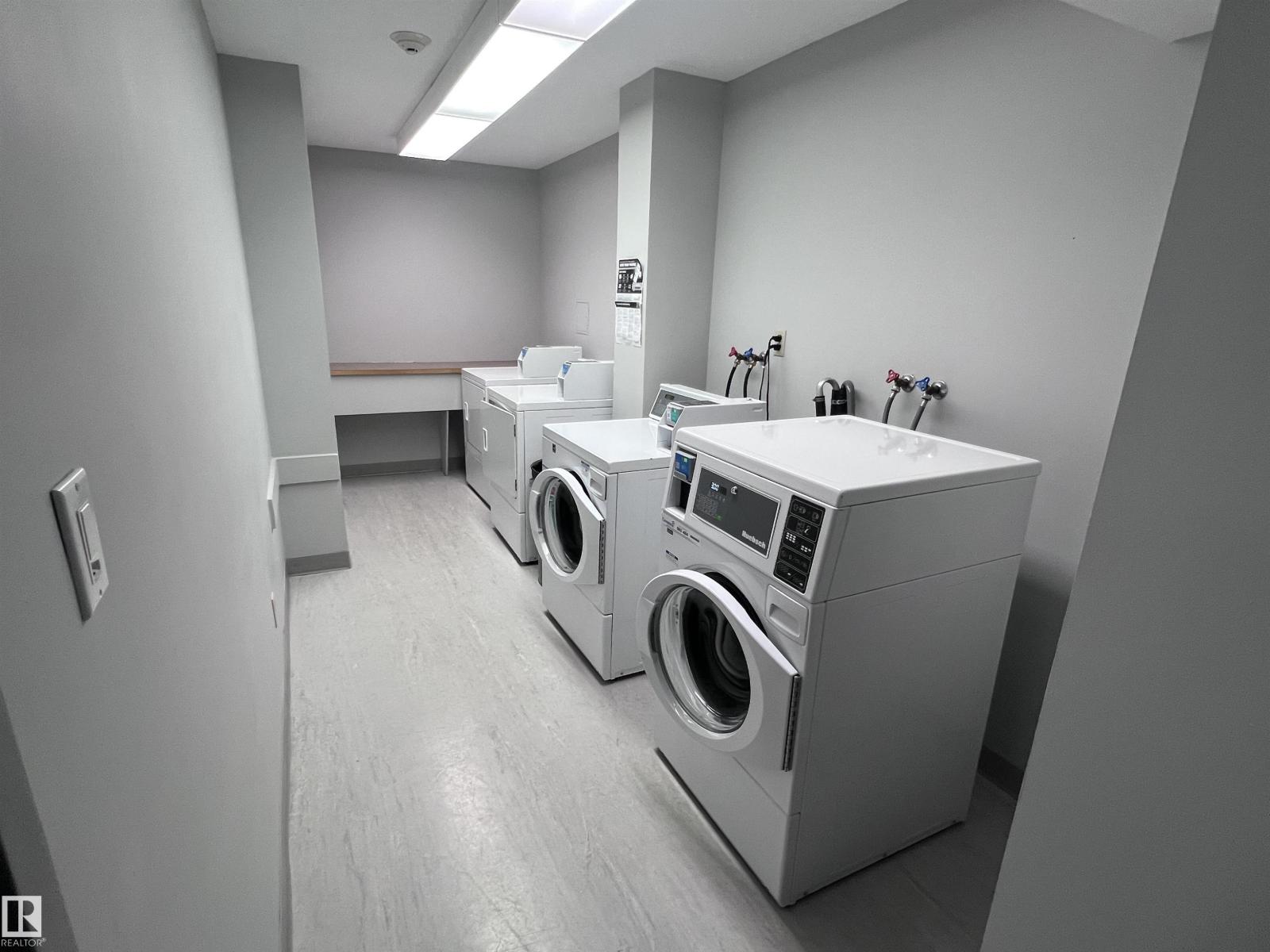 Photo 14 of 425 10160 114 St Nw Nw, Edmonton AB