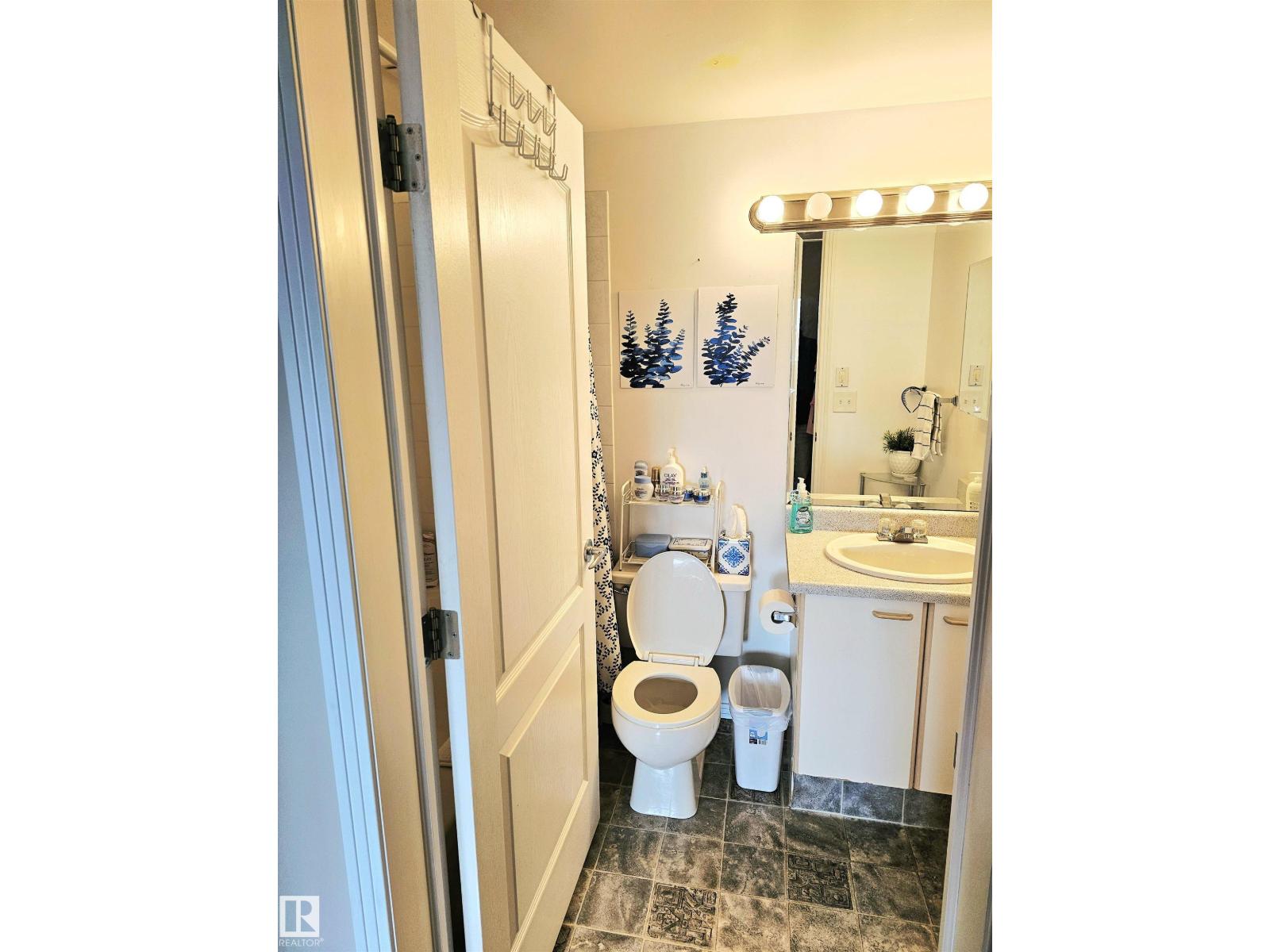 Photo 14 of 318 6710 158 Av Nw, Edmonton AB