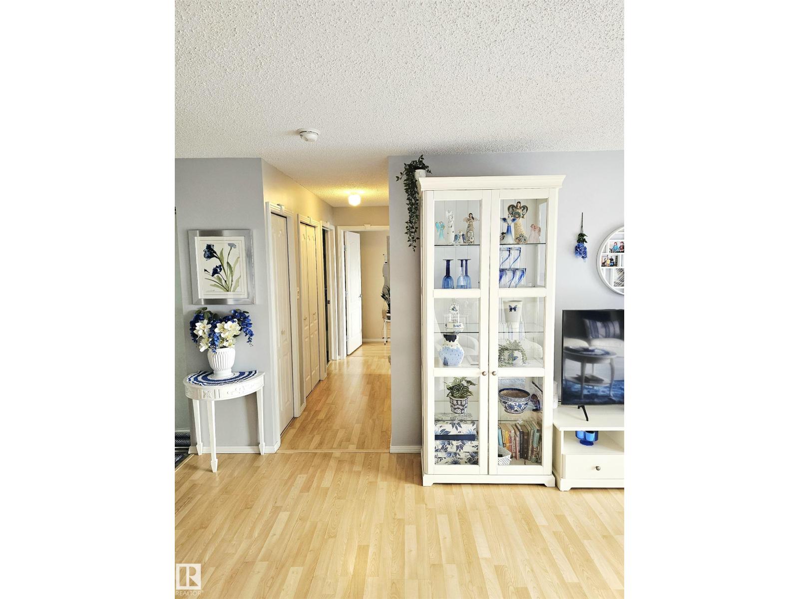 Photo 6 of 318 6710 158 Av Nw, Edmonton AB
