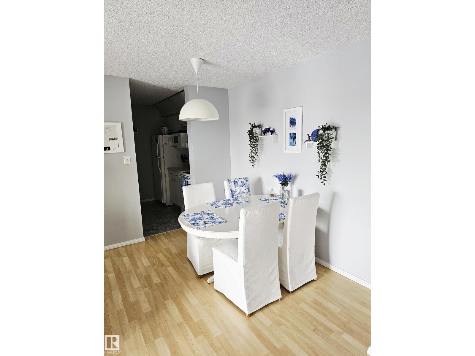 Photo 8 of 318 6710 158 Av Nw, Edmonton AB