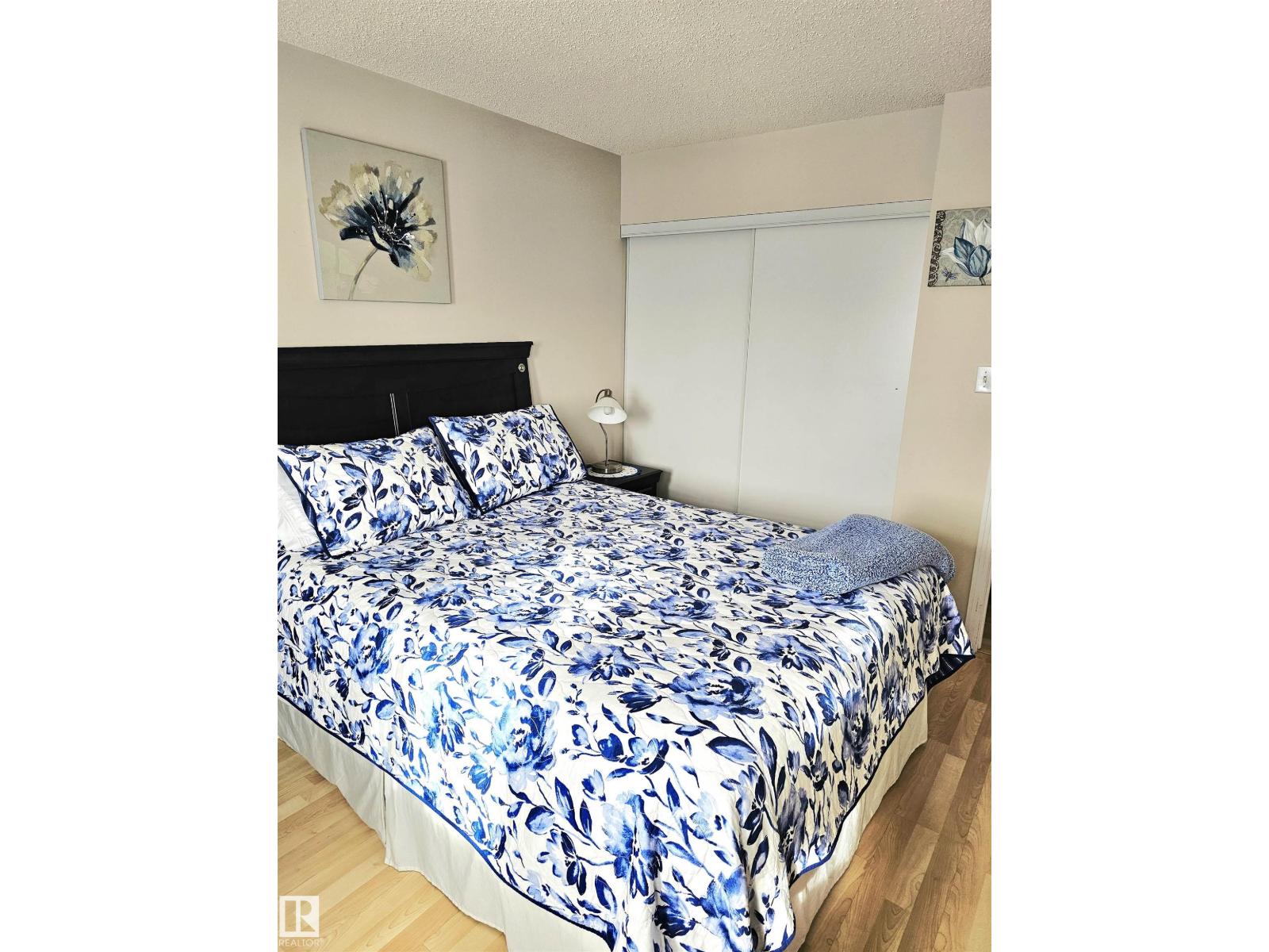 Photo 10 of 318 6710 158 Av Nw, Edmonton AB