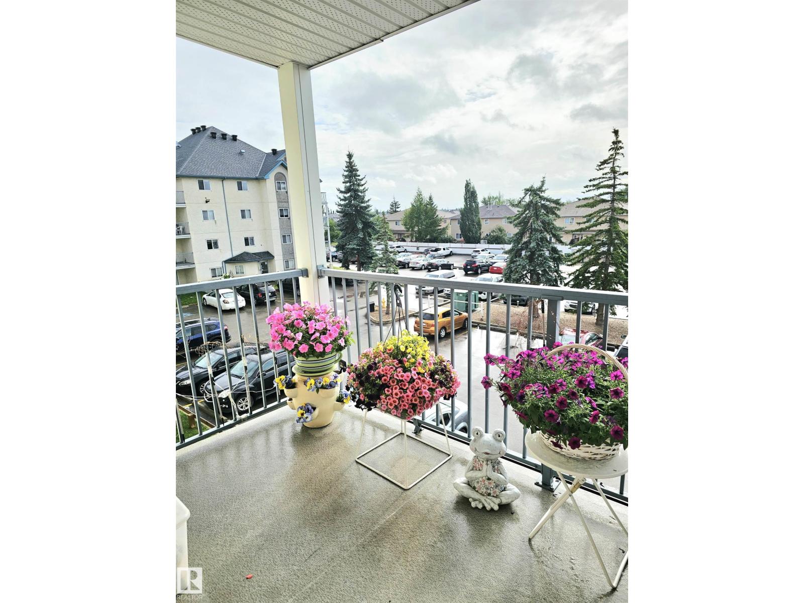 Photo 24 of 318 6710 158 Av Nw, Edmonton AB
