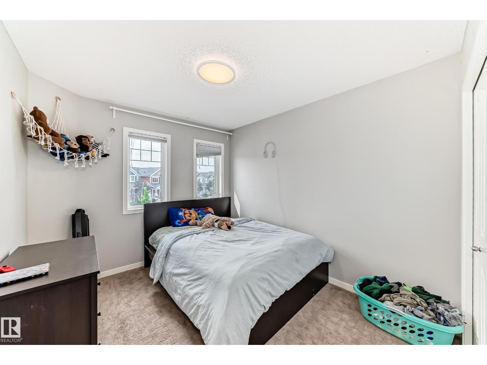 Photo 22 of 2333 82 St Sw, Edmonton AB
