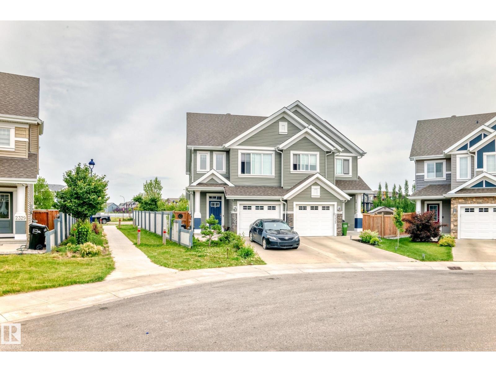 Photo 17 of 2333 82 St Sw, Edmonton AB