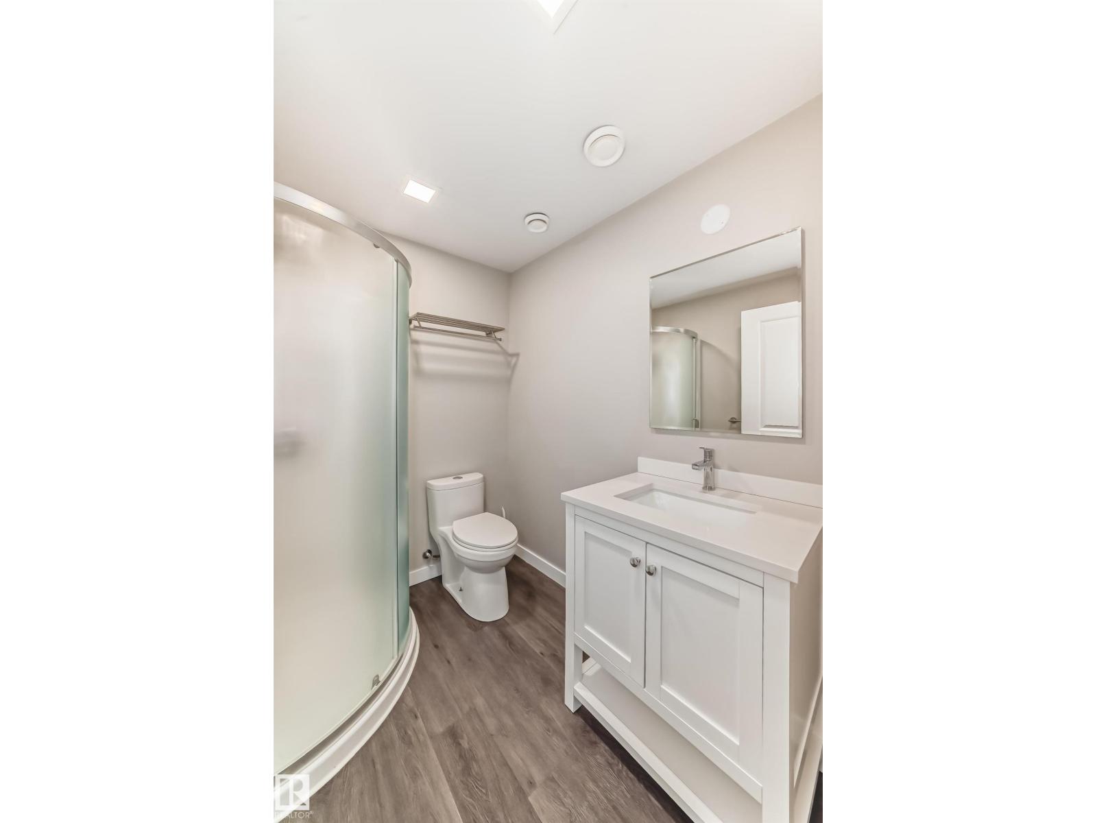 Photo 62 of 2333 82 St Sw, Edmonton AB