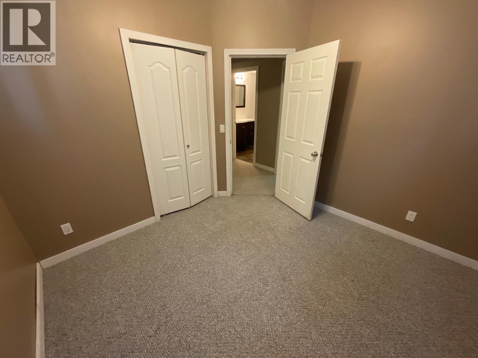 Photo 4 of 11323 96 A Street, Fort St John BC