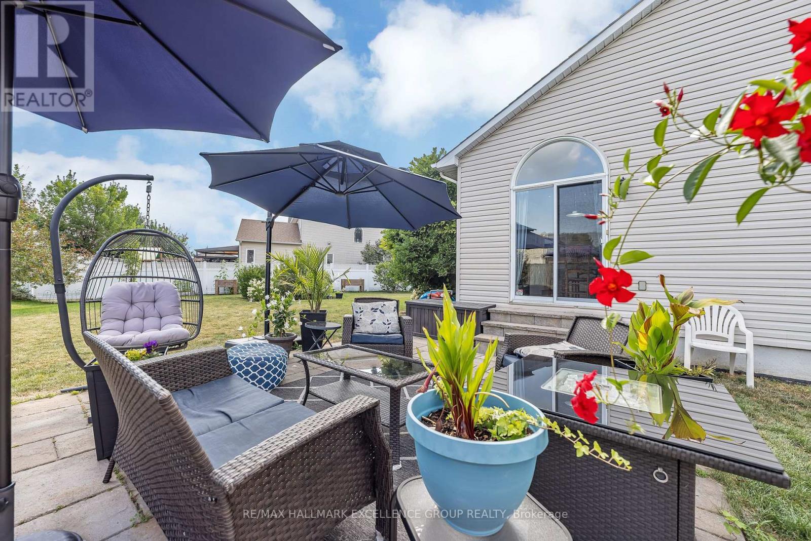 Photo 8 of 2677 Chamberland Street, Clarencerockland ON