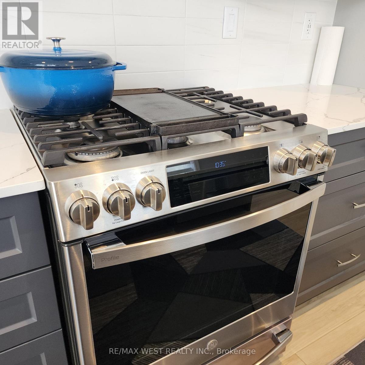 Single Family House for Sale in  WELCH LANE Hamilton (Mountview) 
