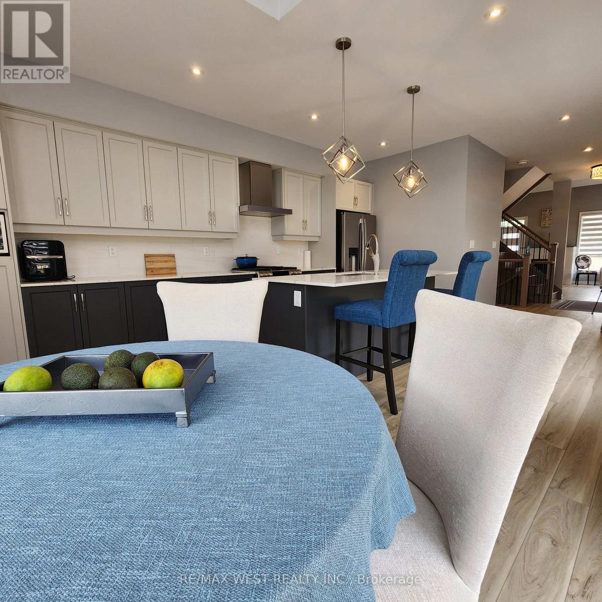 Single Family House for Sale in  WELCH LANE Hamilton (Mountview) 