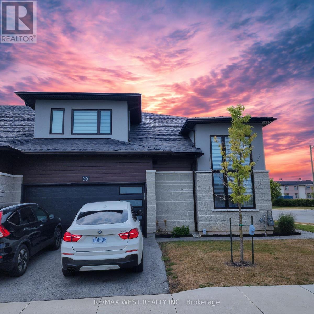 Single Family House for Sale in  WELCH LANE Hamilton (Mountview) 