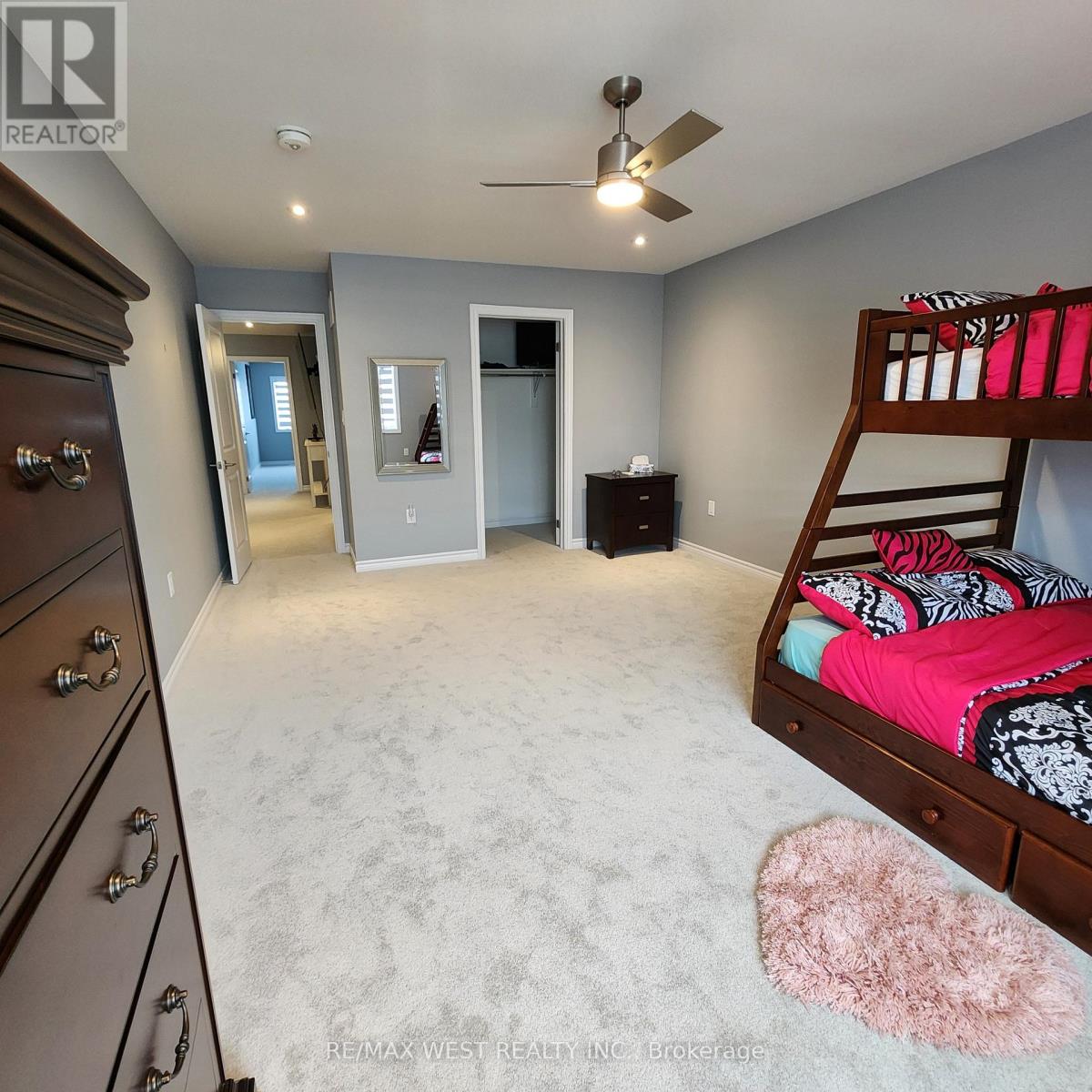 Single Family House for Sale in  WELCH LANE Hamilton (Mountview) 