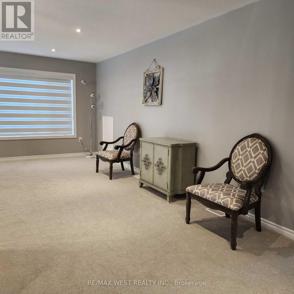 Single Family House for Sale in  WELCH LANE Hamilton (Mountview) 