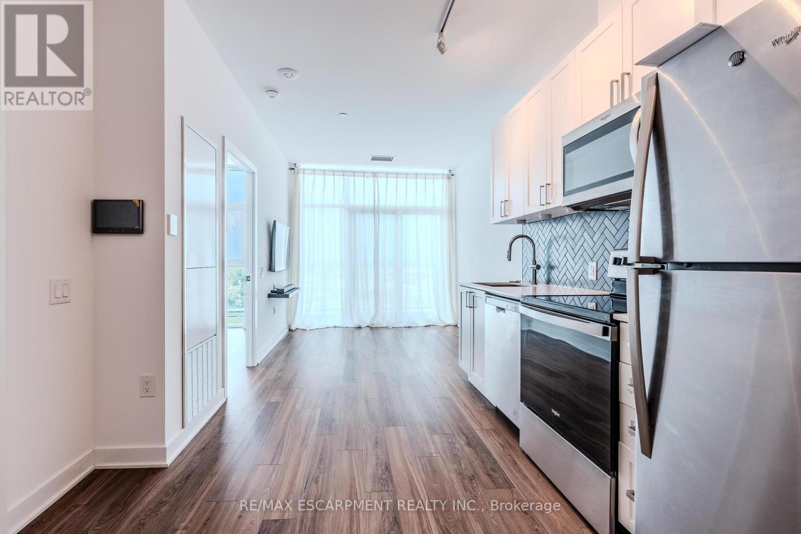 Photo 12 of 814 2782 Barton Street E, Hamilton ON