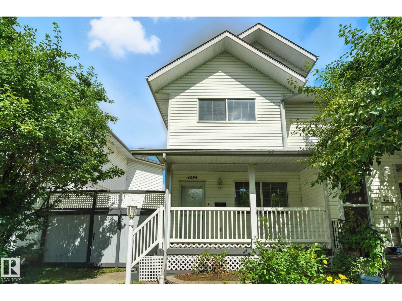 Photo 6 of 4035 38 St Nw, Edmonton AB