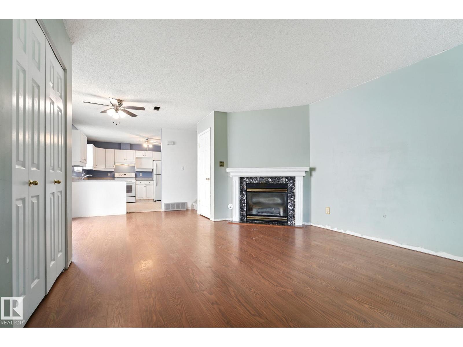 Photo 33 of 4035 38 St Nw, Edmonton AB