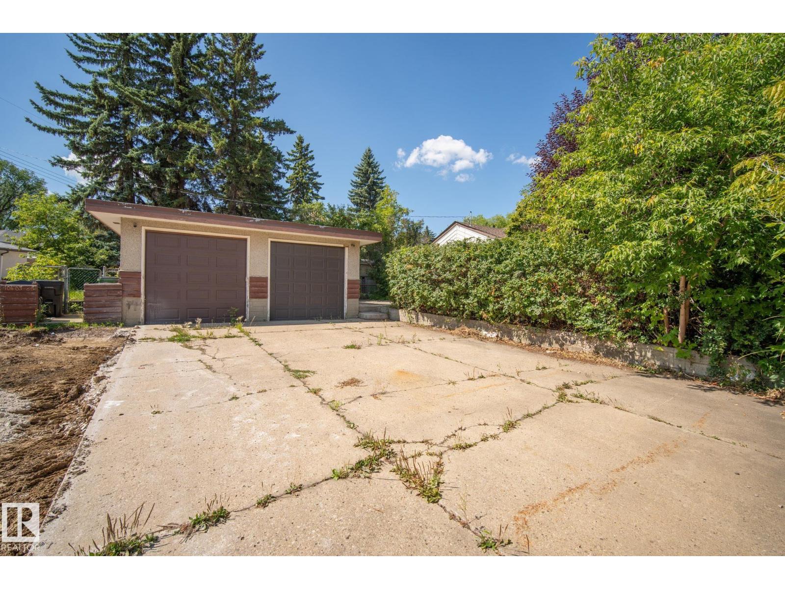 Photo 46 of 10403 65 Av Nw, Edmonton AB