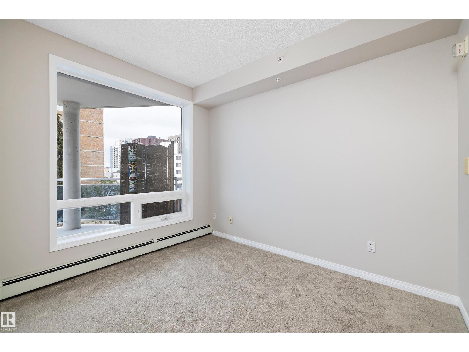 Photo 11 of 503 10504 99 Av Nw, Edmonton AB