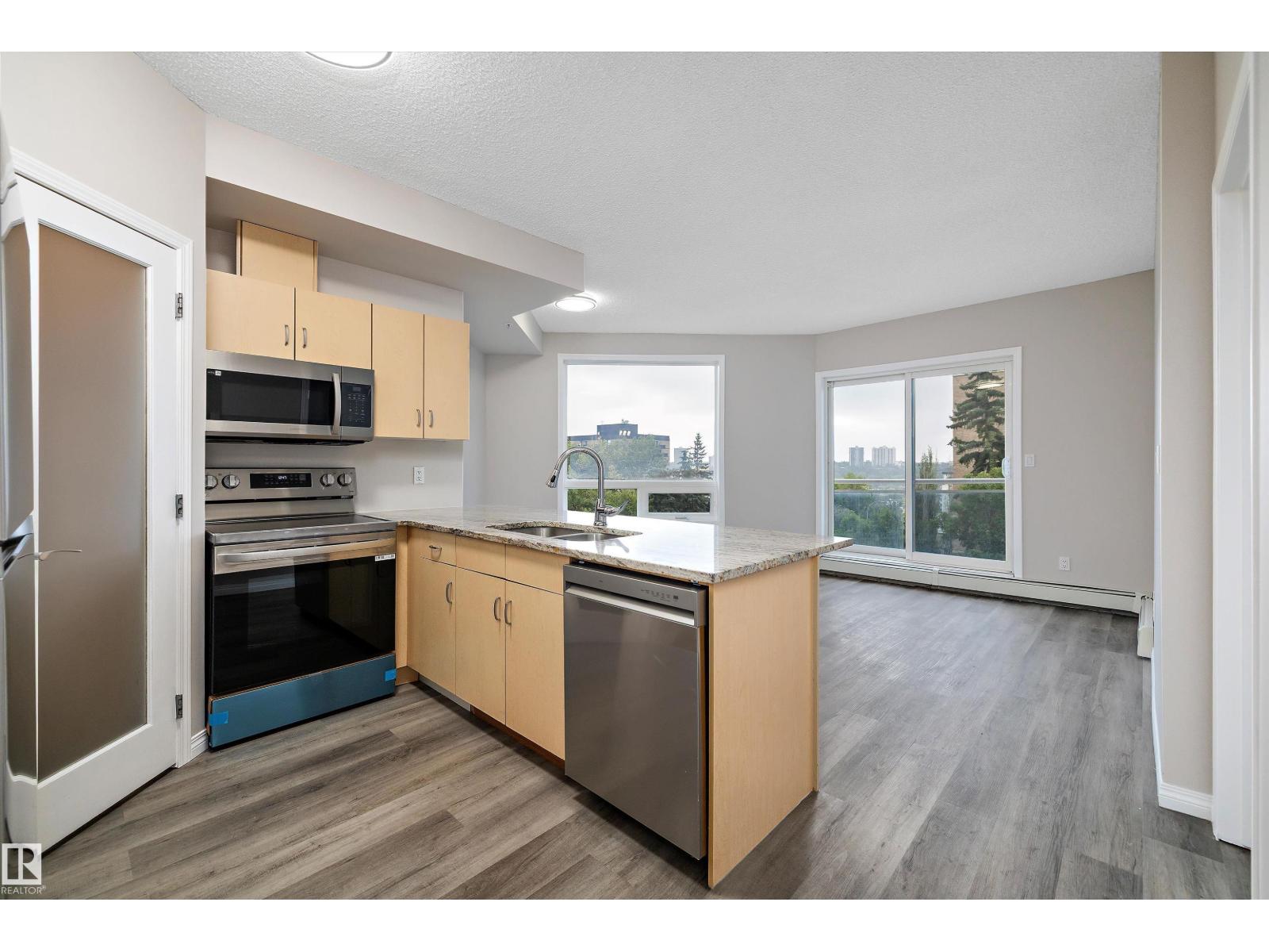 Photo 20 of 503 10504 99 Av Nw, Edmonton AB