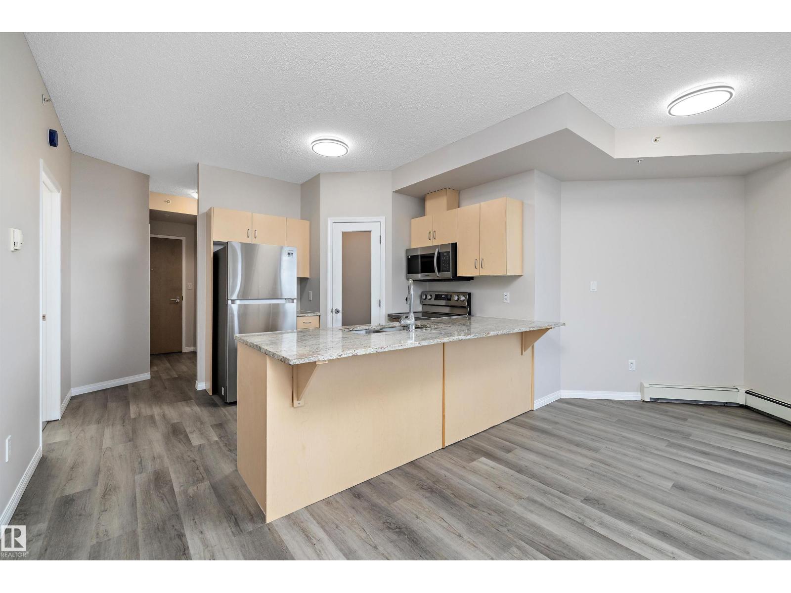 Photo 13 of 503 10504 99 Av Nw, Edmonton AB