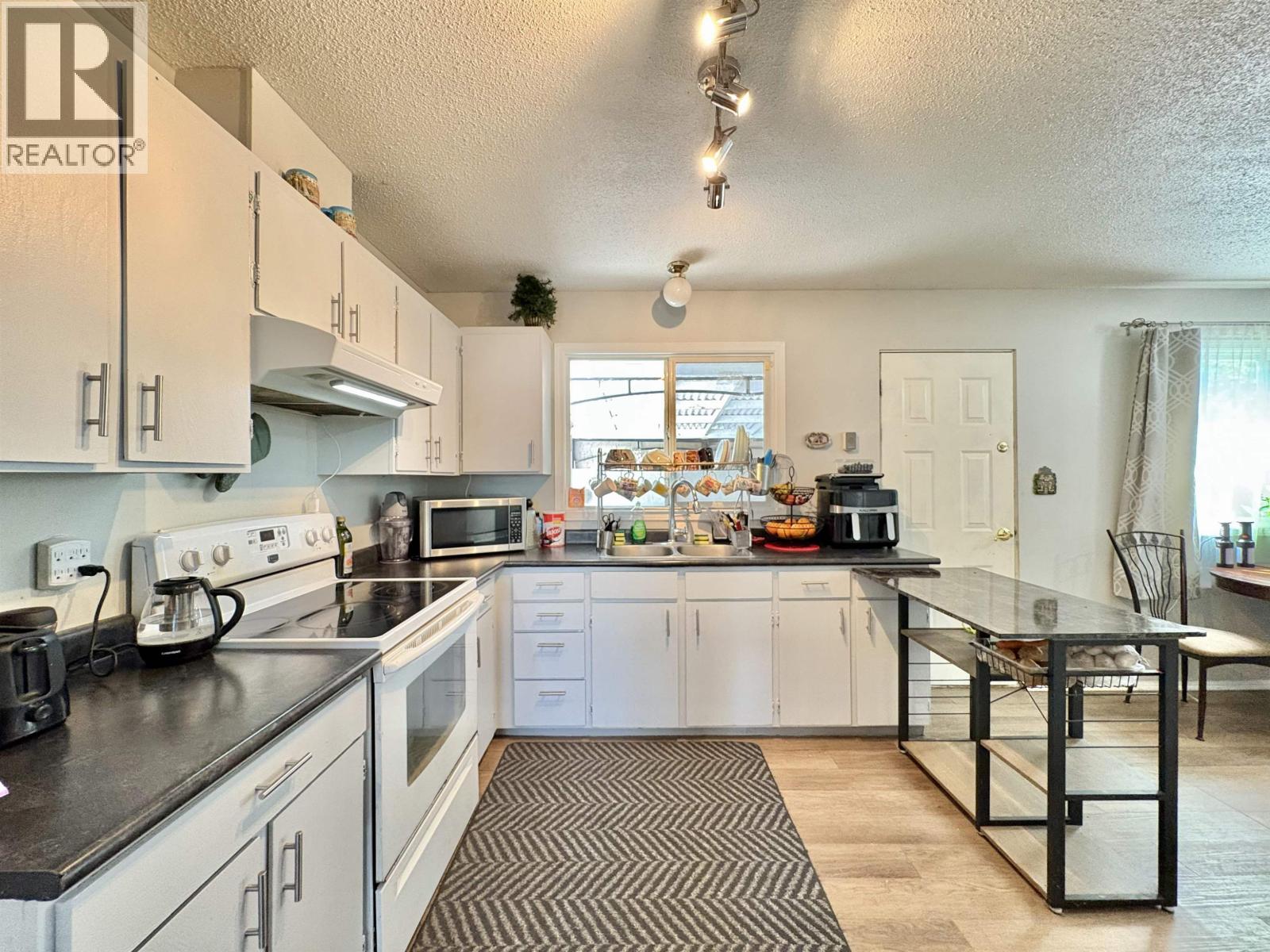 1385 MILBURN AVENUE, Prince George