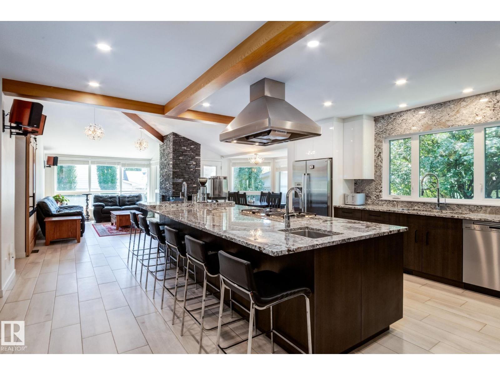 Photo 25 of 9728 141 St Nw, Edmonton AB