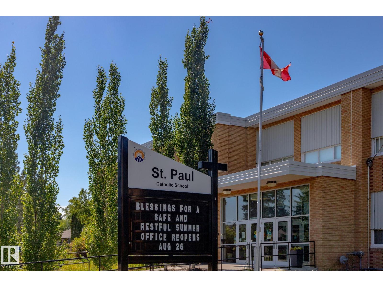 Photo 48 of 9728 141 St Nw, Edmonton AB