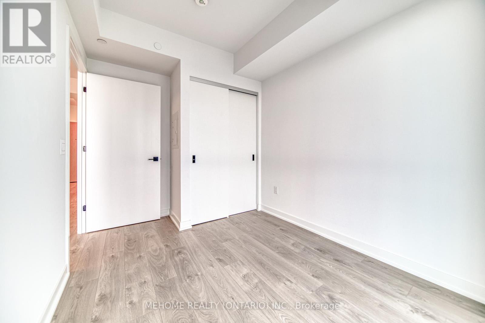 Photo 2 of 1707 36 Zorra Street, Toronto ON