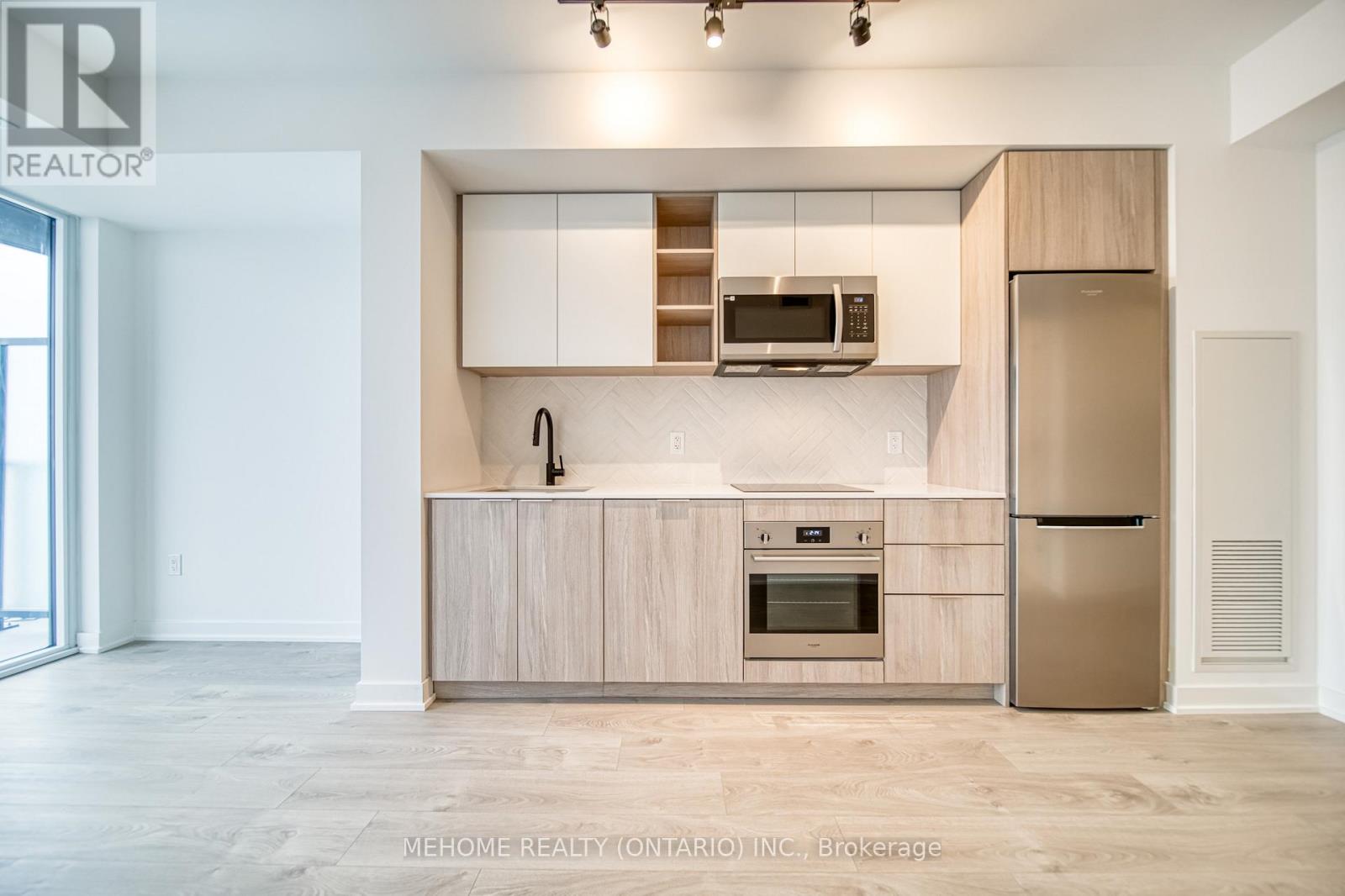Photo 6 of 1707 36 Zorra Street, Toronto ON