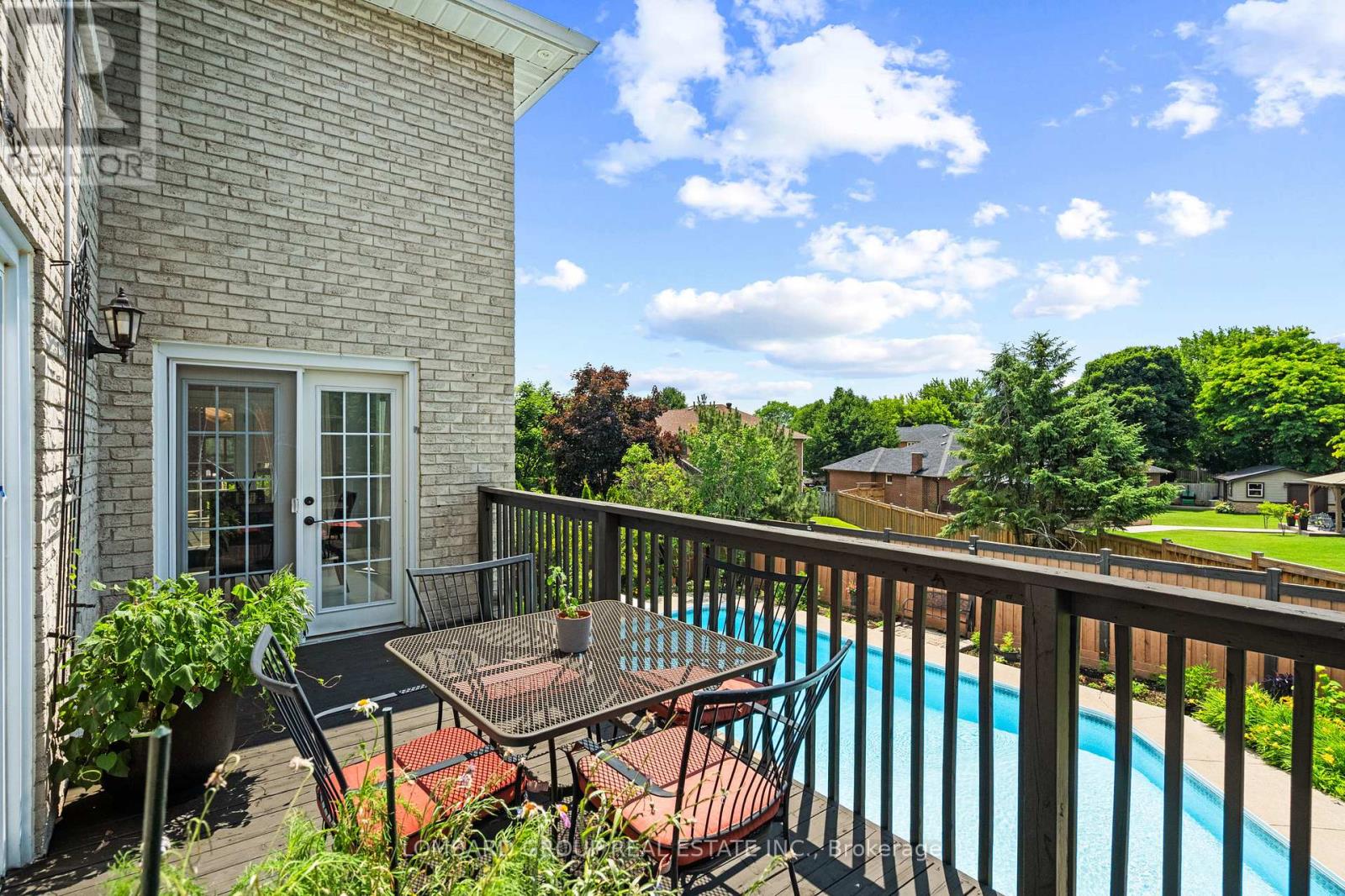 Photo 13 of 10 Whitmore Court, Brampton ON