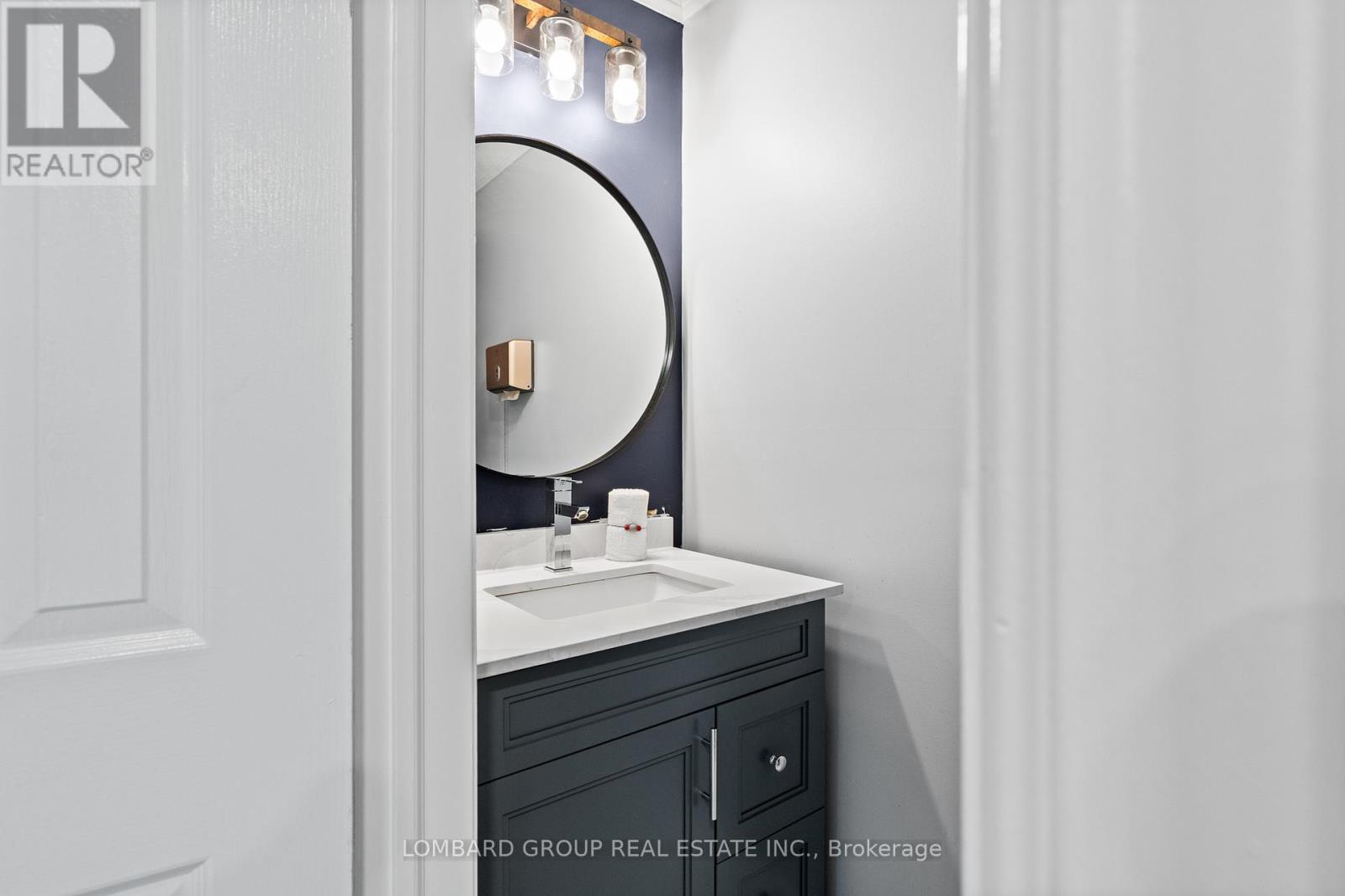Photo 15 of 10 Whitmore Court, Brampton ON