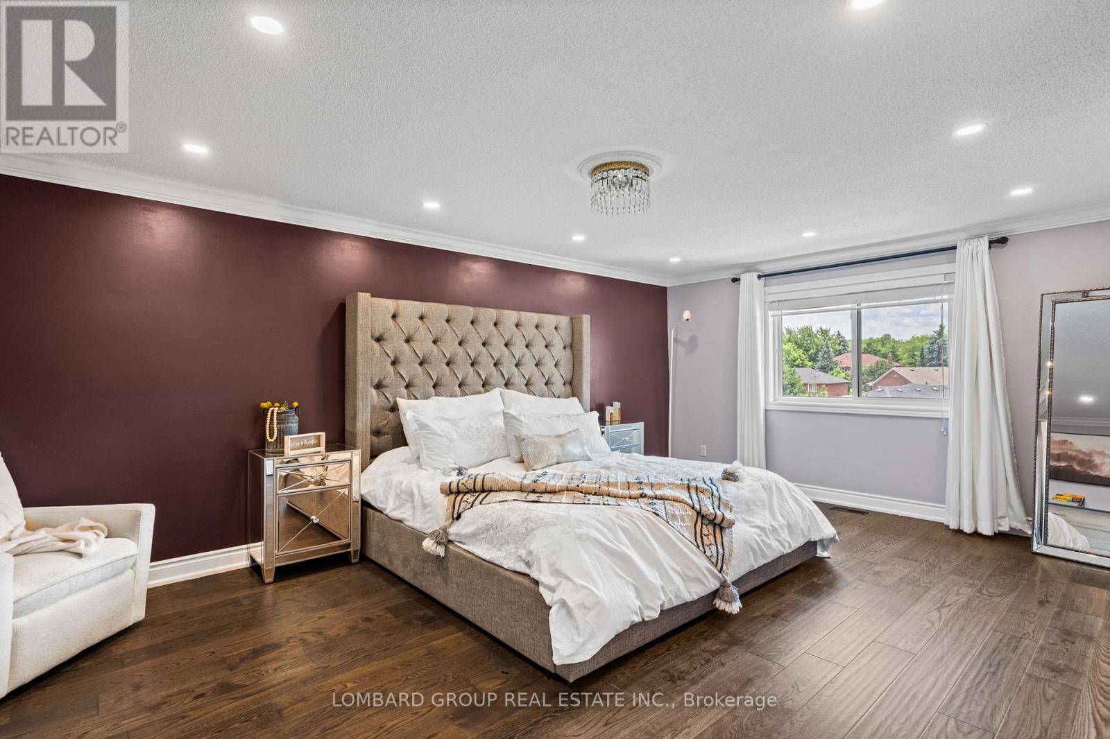 Photo 21 of 10 Whitmore Court, Brampton ON