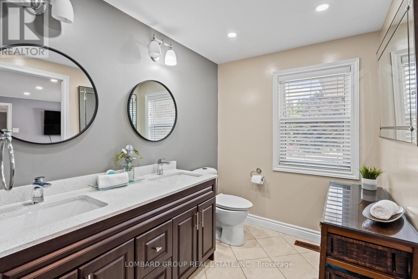 Photo 29 of 10 Whitmore Court, Brampton ON