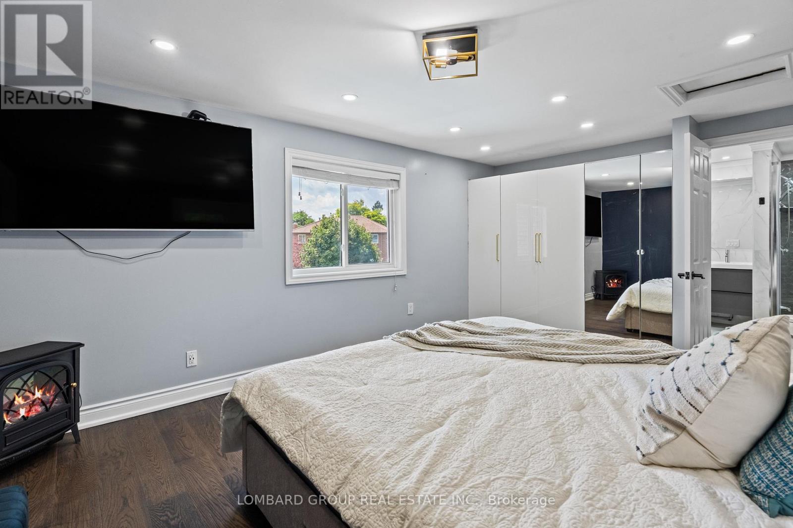 Photo 32 of 10 Whitmore Court, Brampton ON