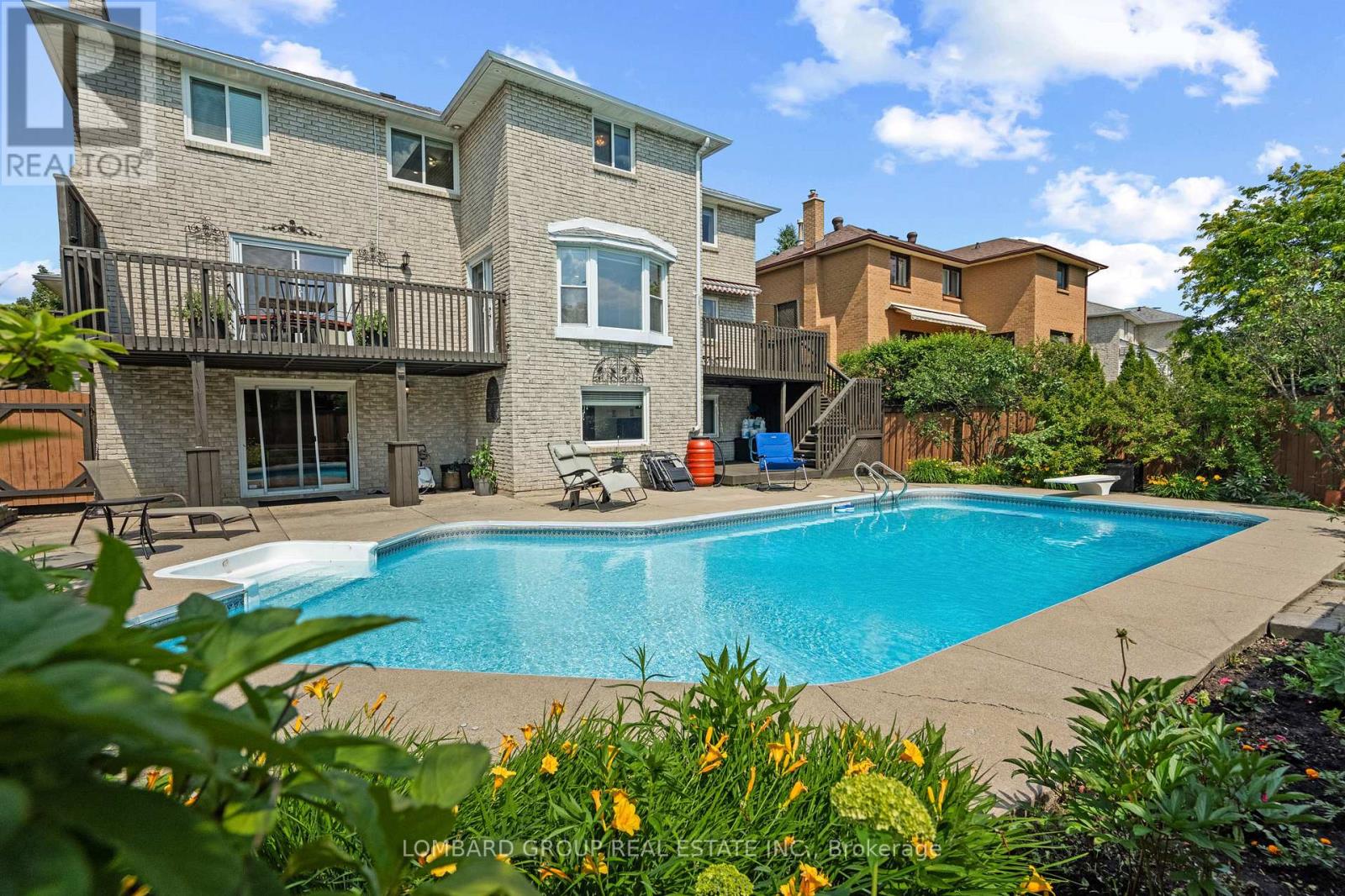 Photo 48 of 10 Whitmore Court, Brampton ON