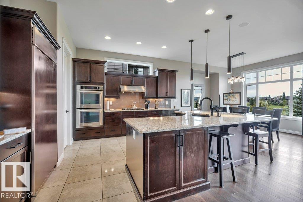 Photo 13 of 3262 Whitelaw Dr Nw, Edmonton AB