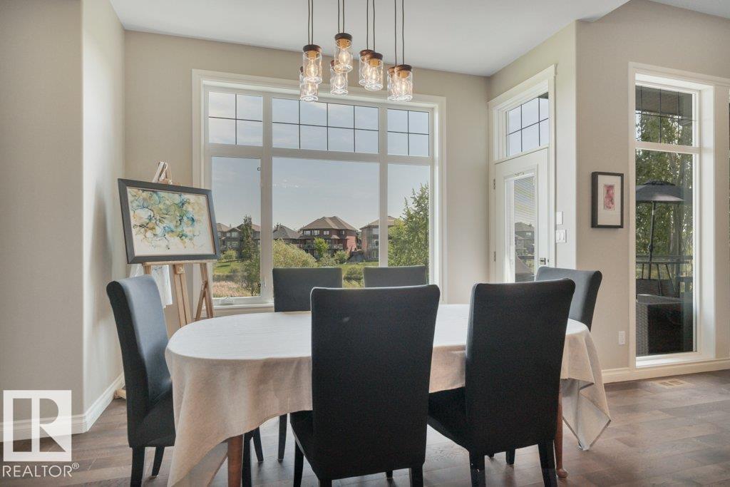 Photo 22 of 3262 Whitelaw Dr Nw, Edmonton AB