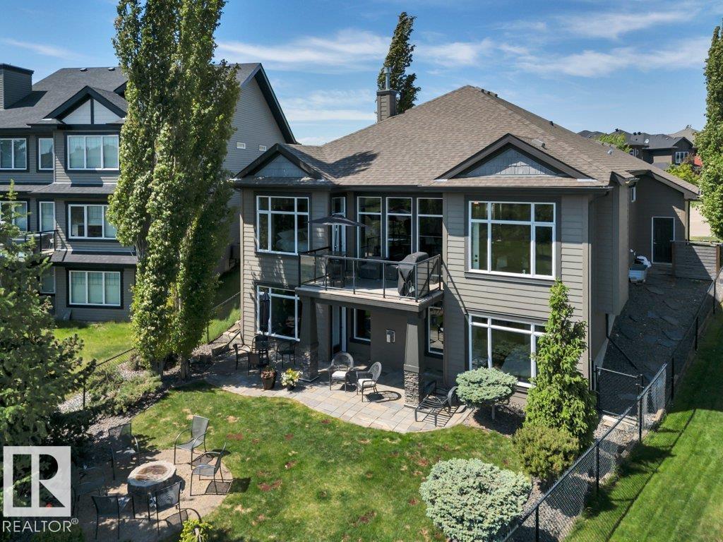 Photo 3 of 3262 Whitelaw Dr Nw, Edmonton AB