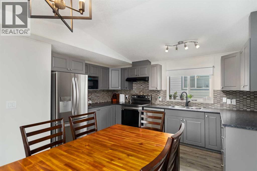 Photo 20 of 101 Hoehne Street, Fort Mcmurray AB
