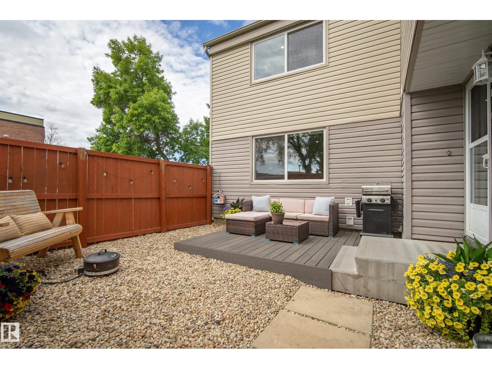 Photo 25 of 5614 148 St Nw, Edmonton AB