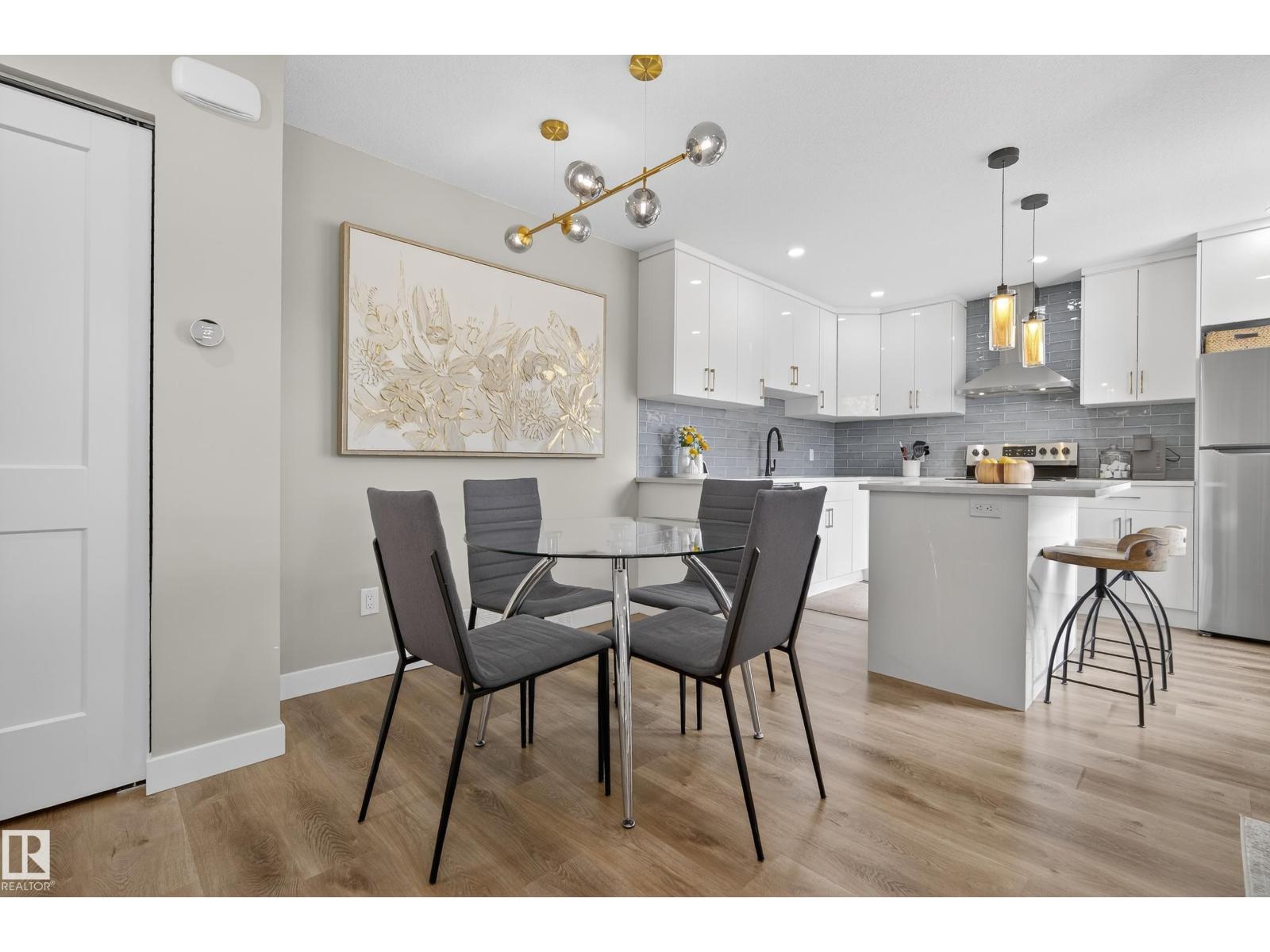 Photo 1 of 5614 148 St Nw, Edmonton AB