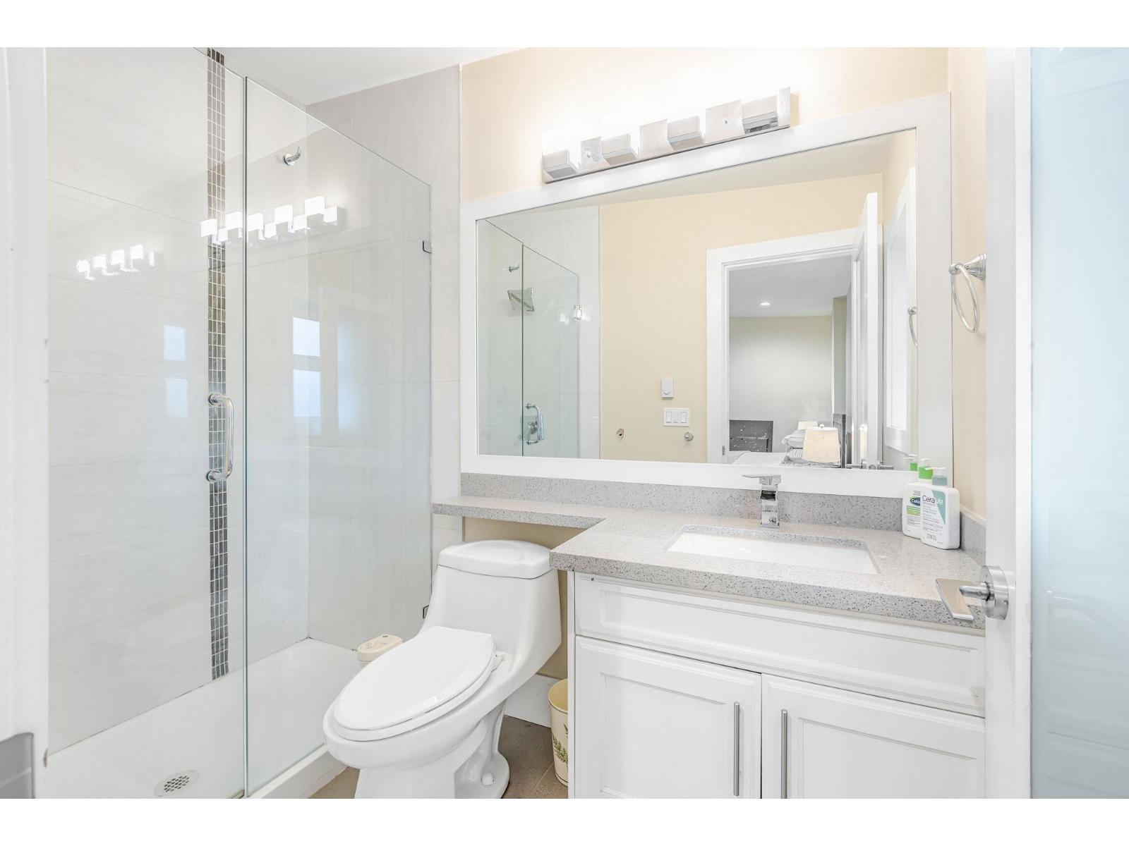 Photo 6 of 13925 56 Avenue, Surrey BC