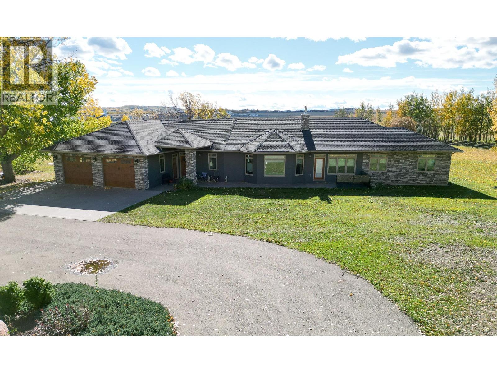 2713 210 Road - 2