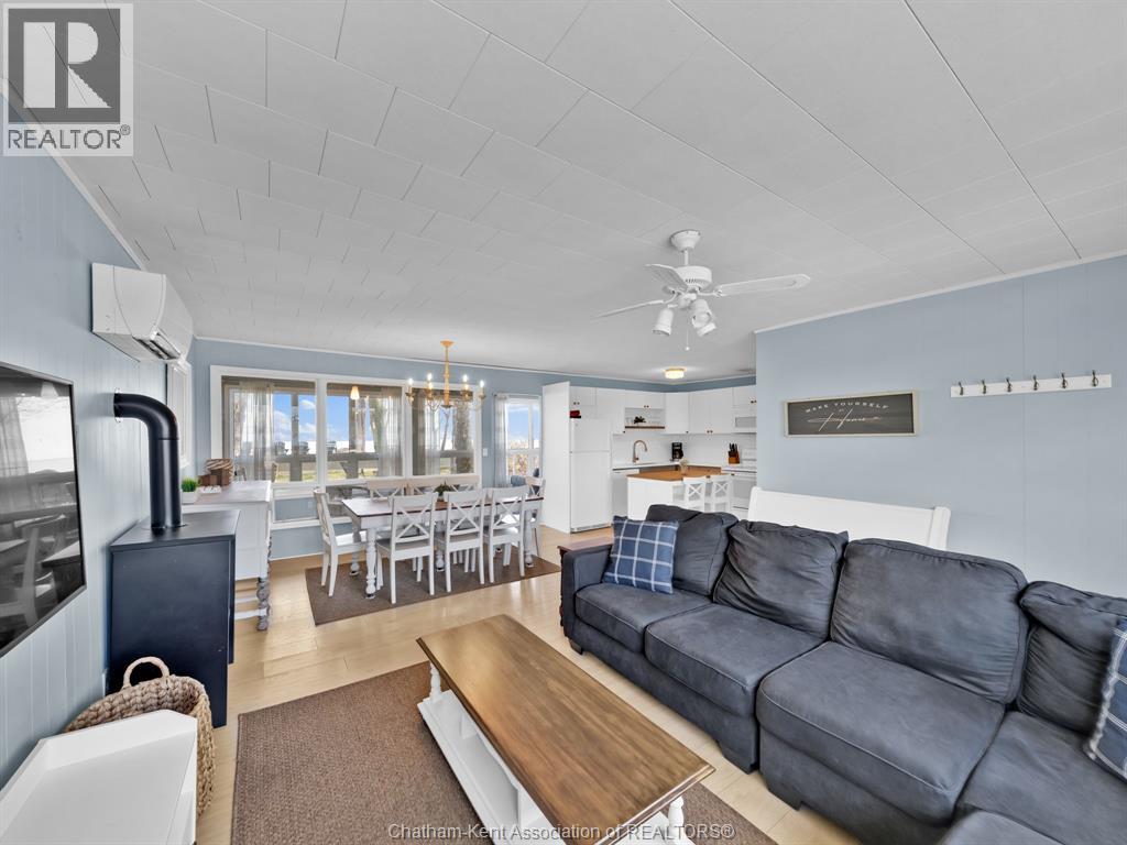 Photo 36 of 83 Marentette Beach Drive, Leamington ON