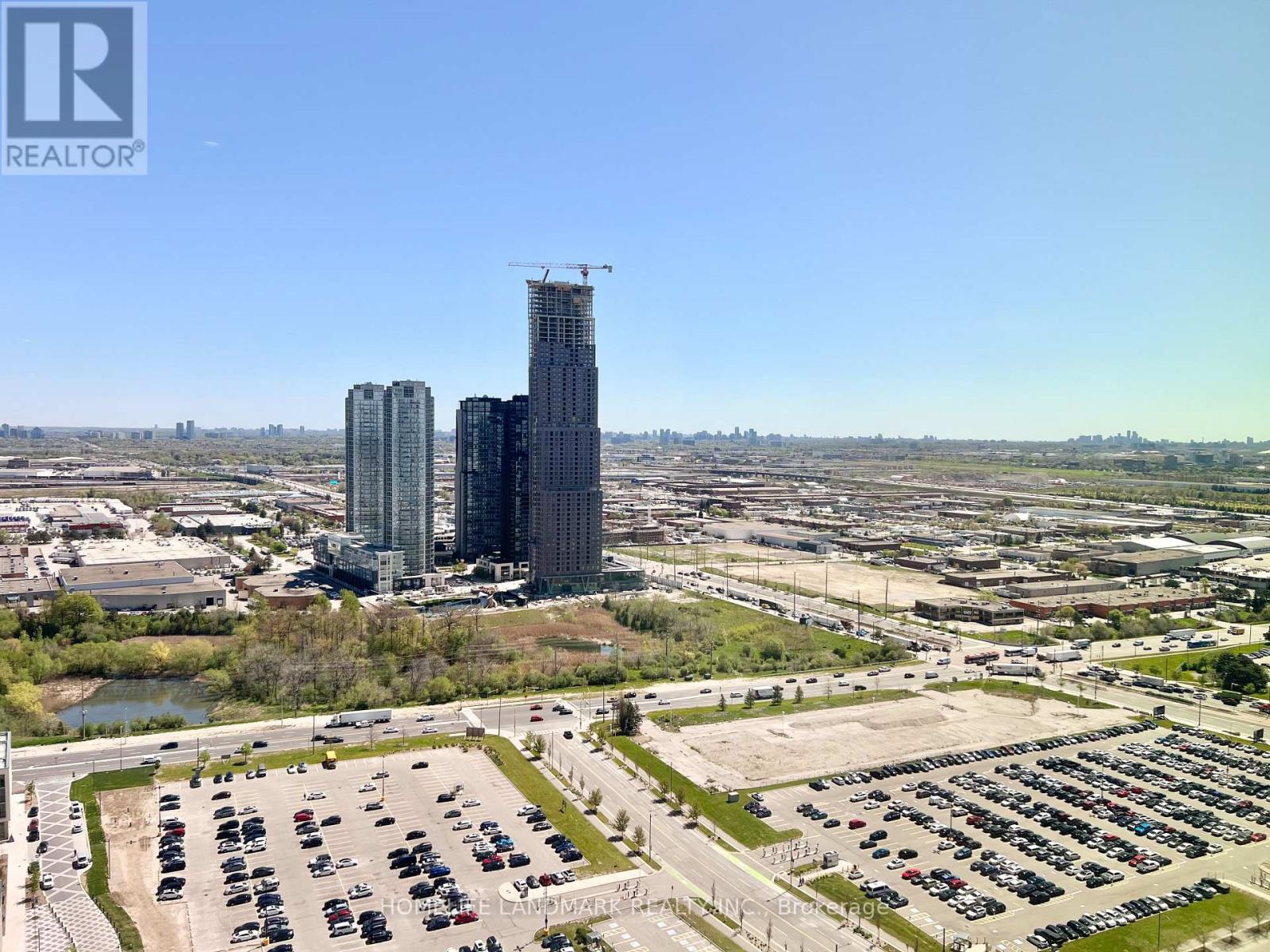 Photo 35 of 3702 5 Buttermill Avenue, Vaughan ON