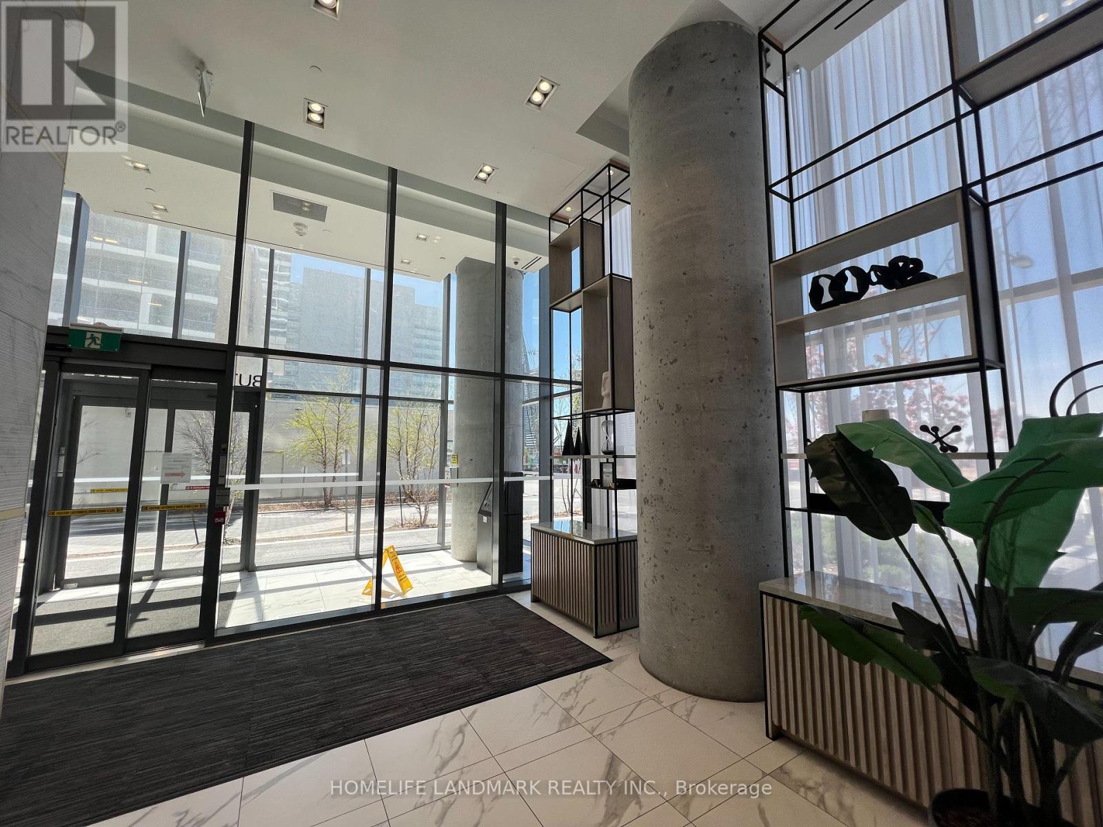 Photo 14 of 3702 5 Buttermill Avenue, Vaughan ON