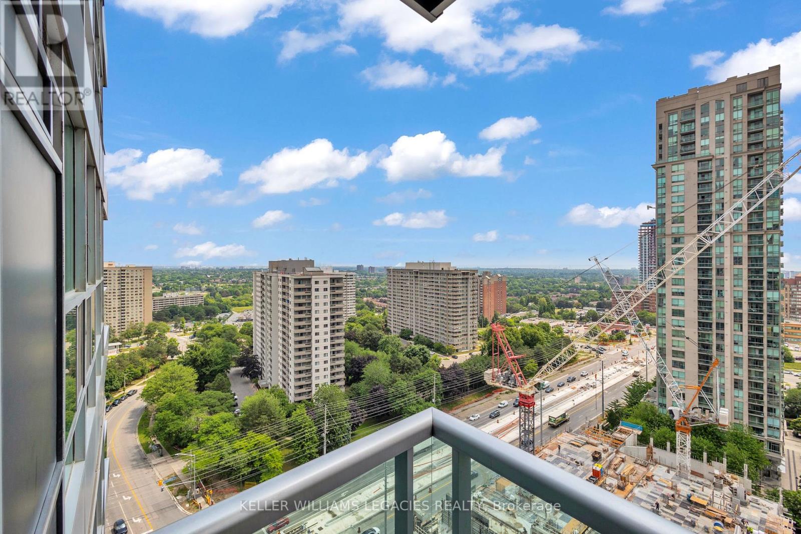 Photo 27 of 2013 33 Elm Drive W, Mississauga ON