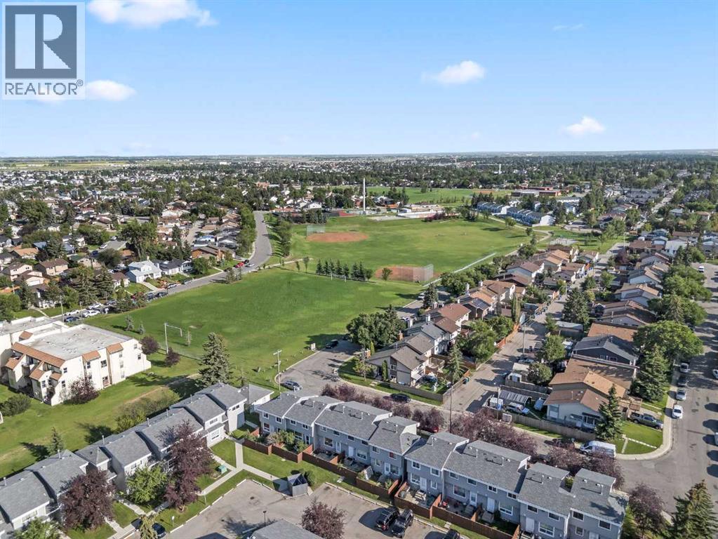 Single Family House for Sale in    Street NE Temple Calgary 