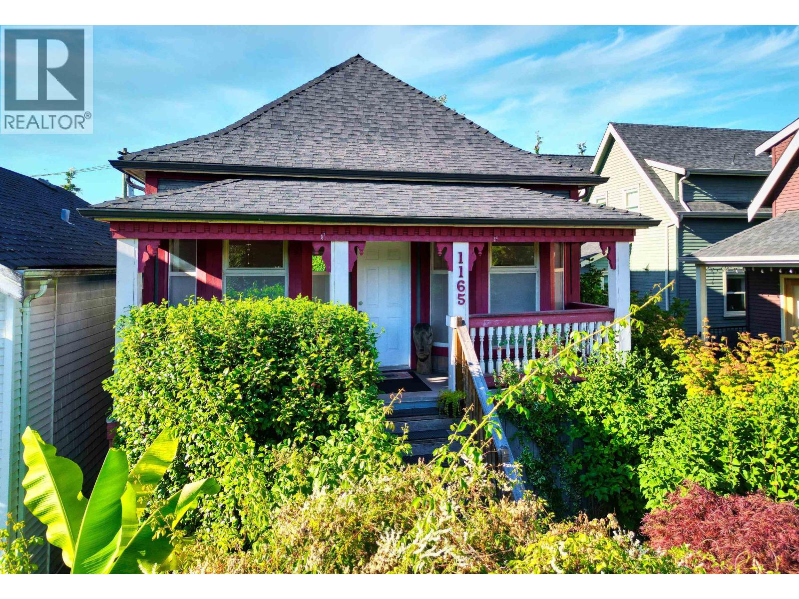 Photo 2 of 1165 E Pender Street, Vancouver BC